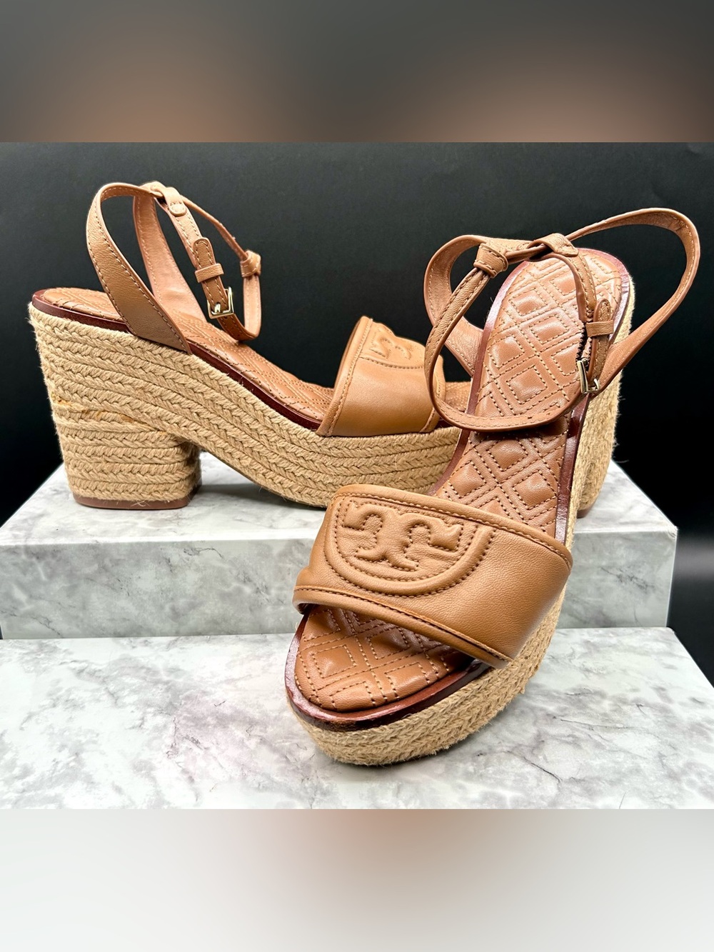 TORY BURCH Fleming Platform Espadrille Wedge Sandals Quilted Tan Leather. Size 8